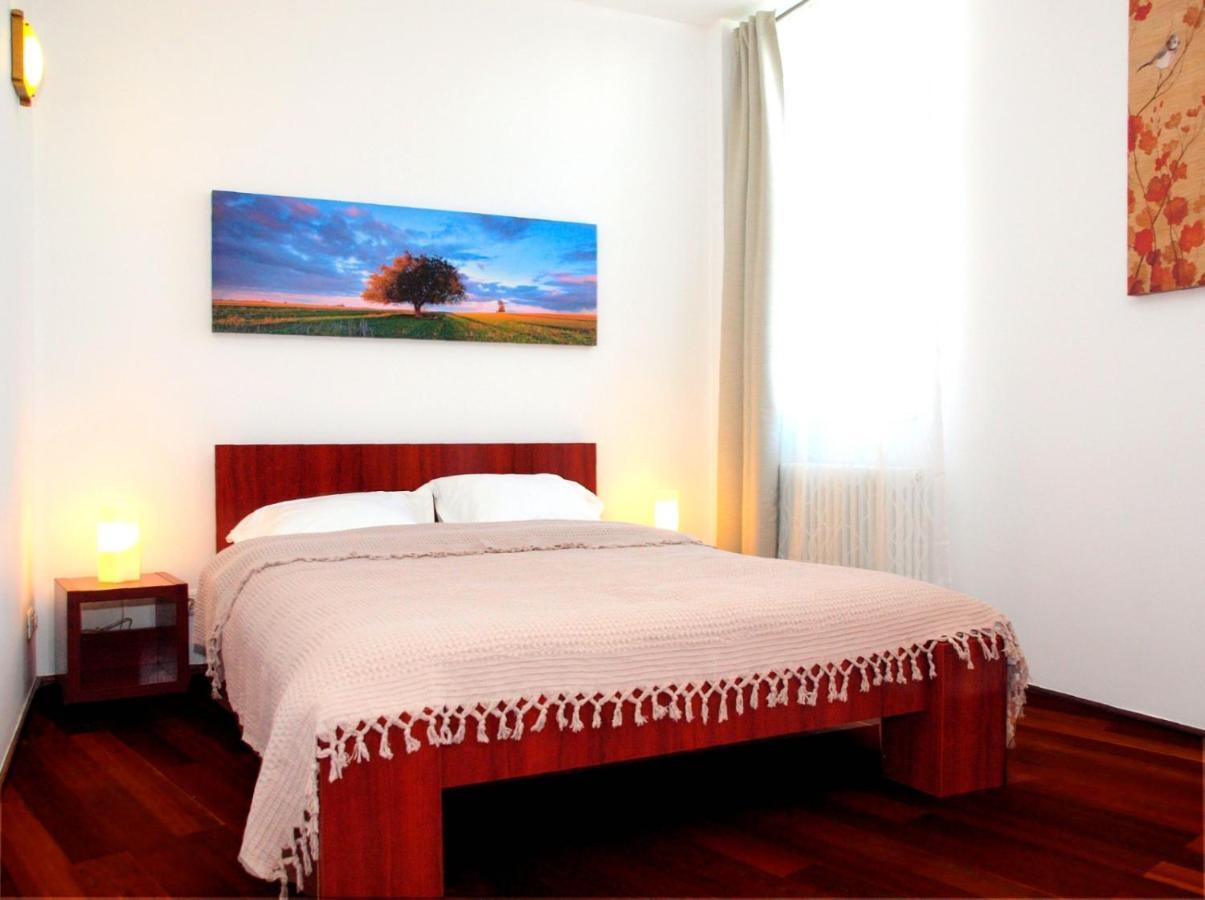 Sweet Dreams Suites Cismigiu Gardens Bukarest Exteriör bild